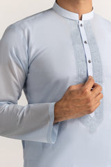 Embroidered Collection FD C005 Unstitched Fabric Cotton with Gift Box Embroidered Collection FD C005 Unstitched Fabric Cotton with Gift Box