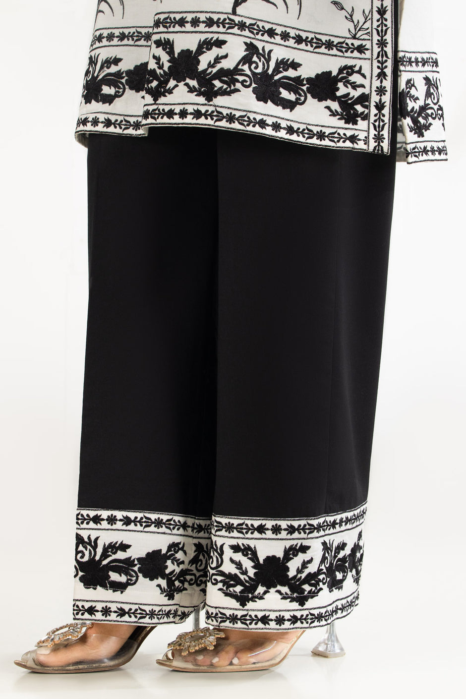 3PC Cambric Embroidered Suit With Scarf