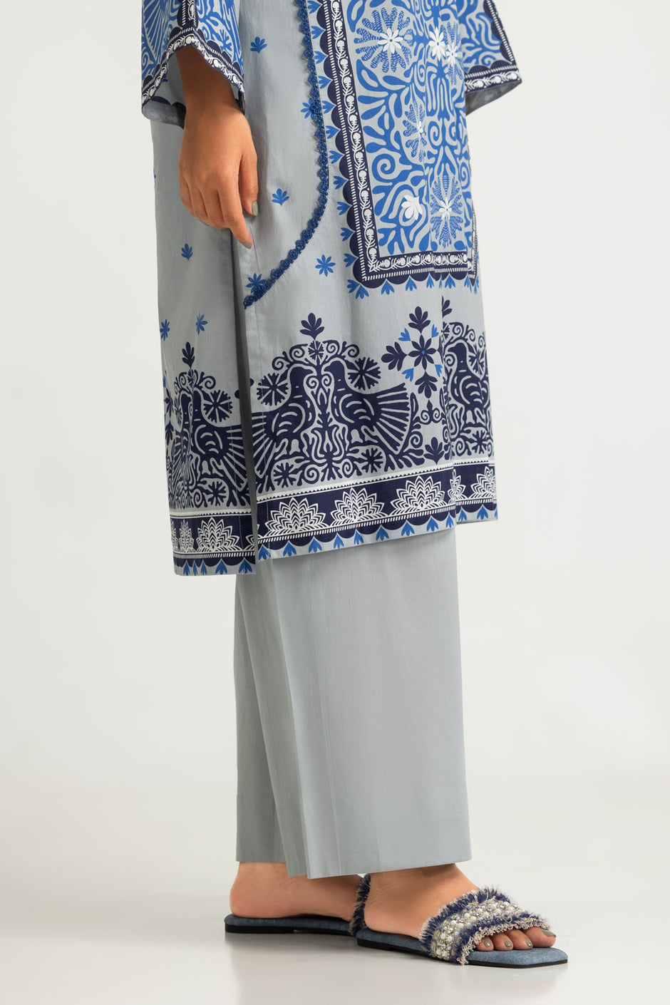 3PC Cambric Printed Suit With Embroidered