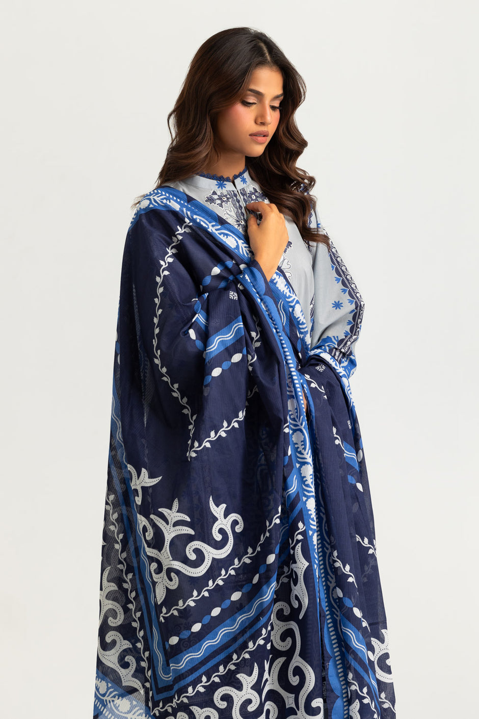 3PC Cambric Printed Suit With Embroidered