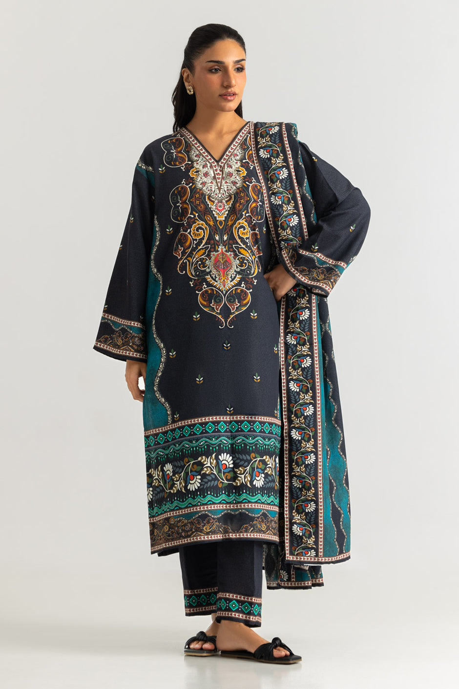 3PC Karandi Printed Suit With Embroidered