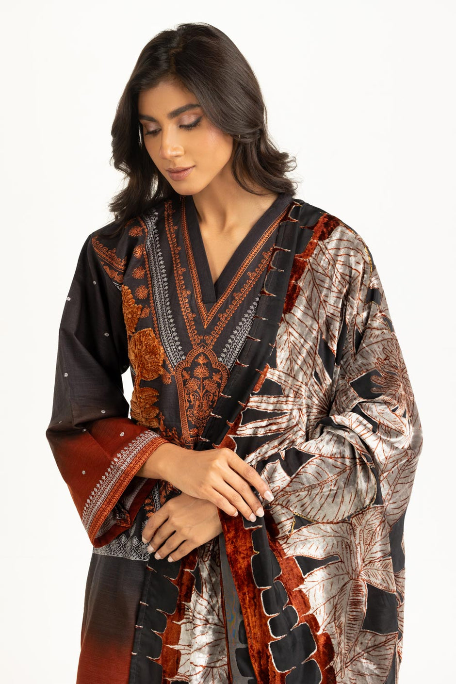 3PC Khaddar Printed Suit with Embroidered