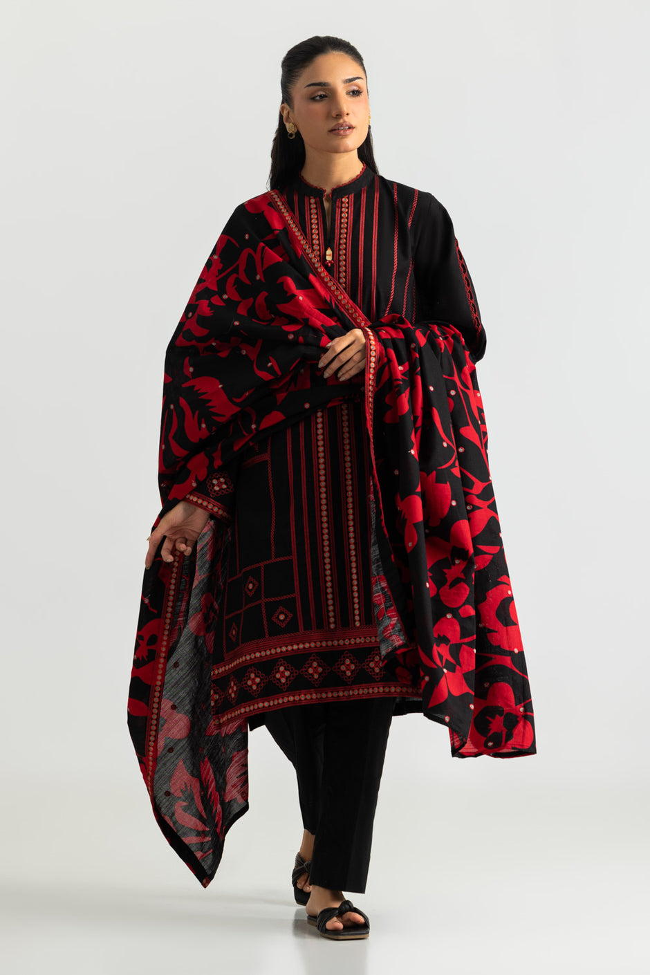 3PC Khaddar Slub Embroidered Suit With Printed