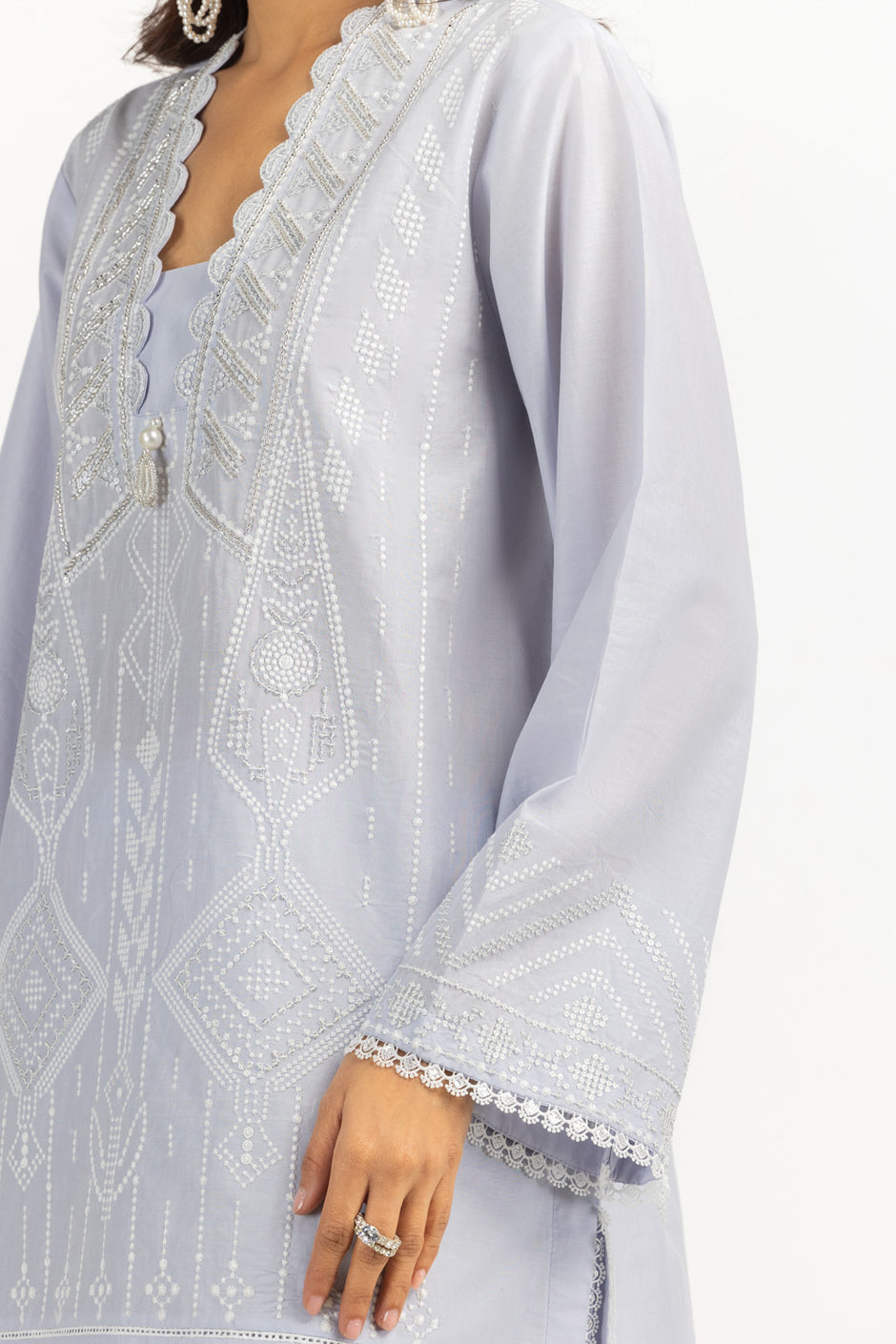 3PC Lawn Embroidered Suit