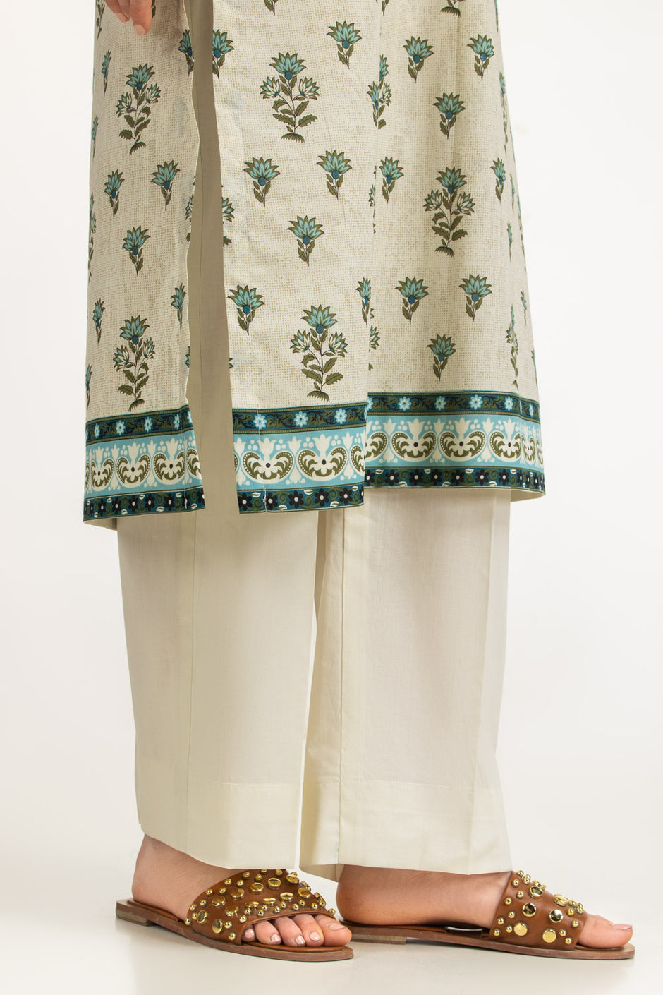 3PC Lawn Printed Suit With Embroidered