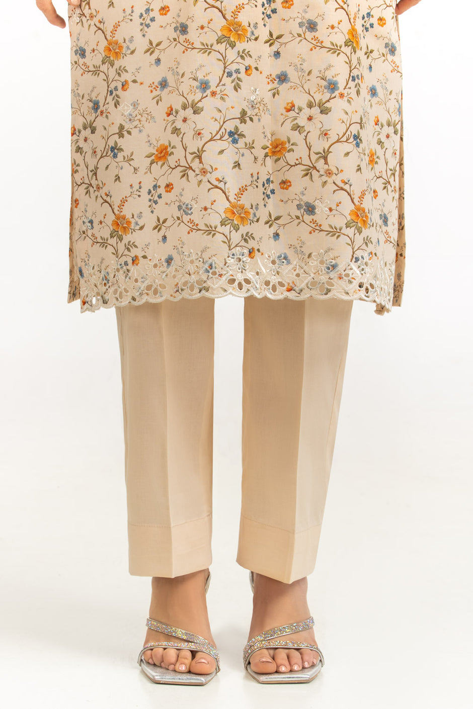 3PC Lawn Printed Suit With Embroidered