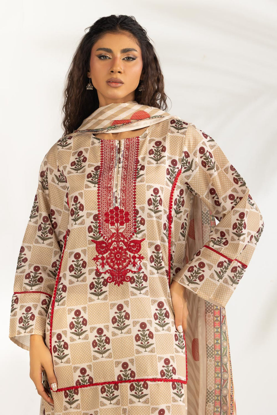 3PC Lawn Printed Suit With Embroidered