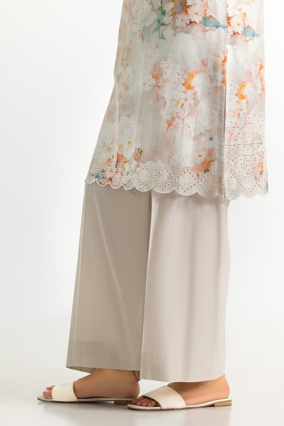 3PC Lawn Printed Suit With Embroidered