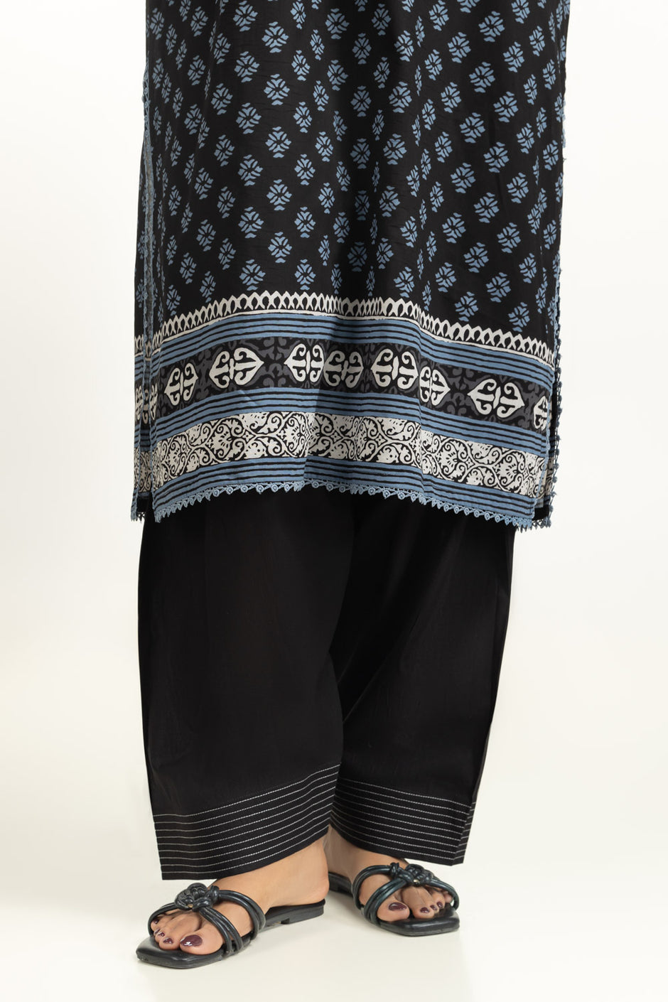 3PC Printed Lawn Suit