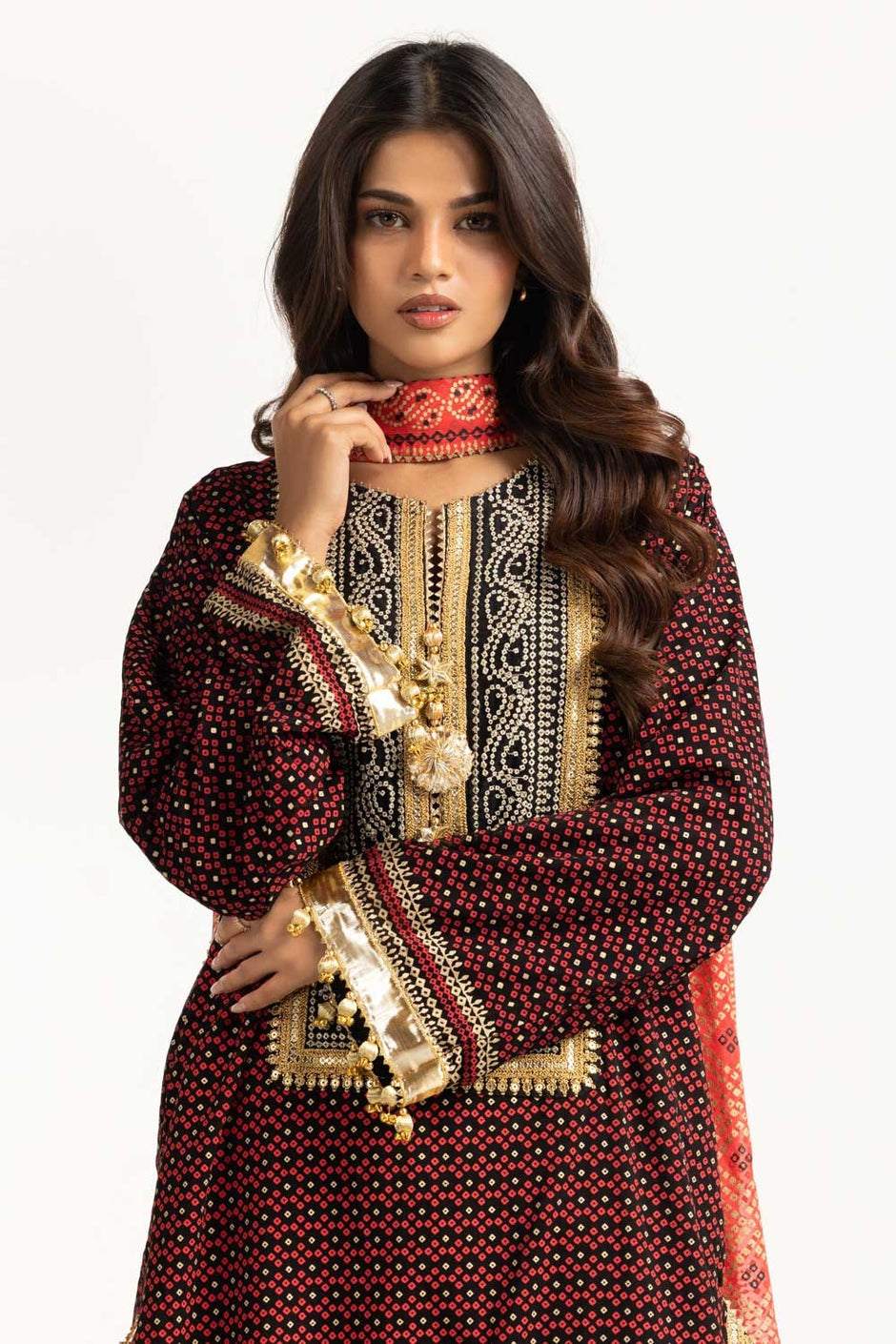 3PC Chiffon Gold And Lacquer Printed Suit With Embroidered