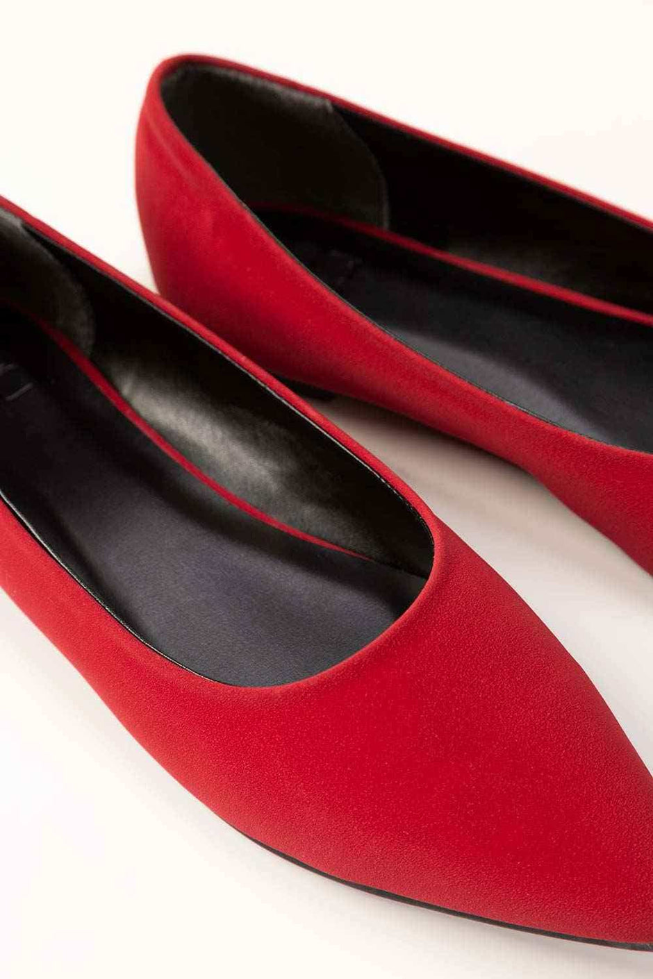 Mehroon Pumps