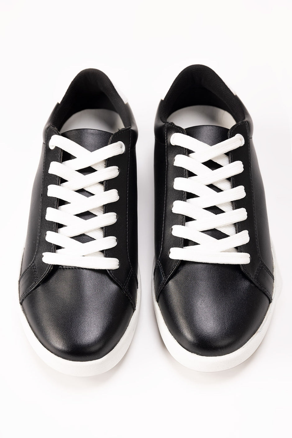 Women Black Sneaker