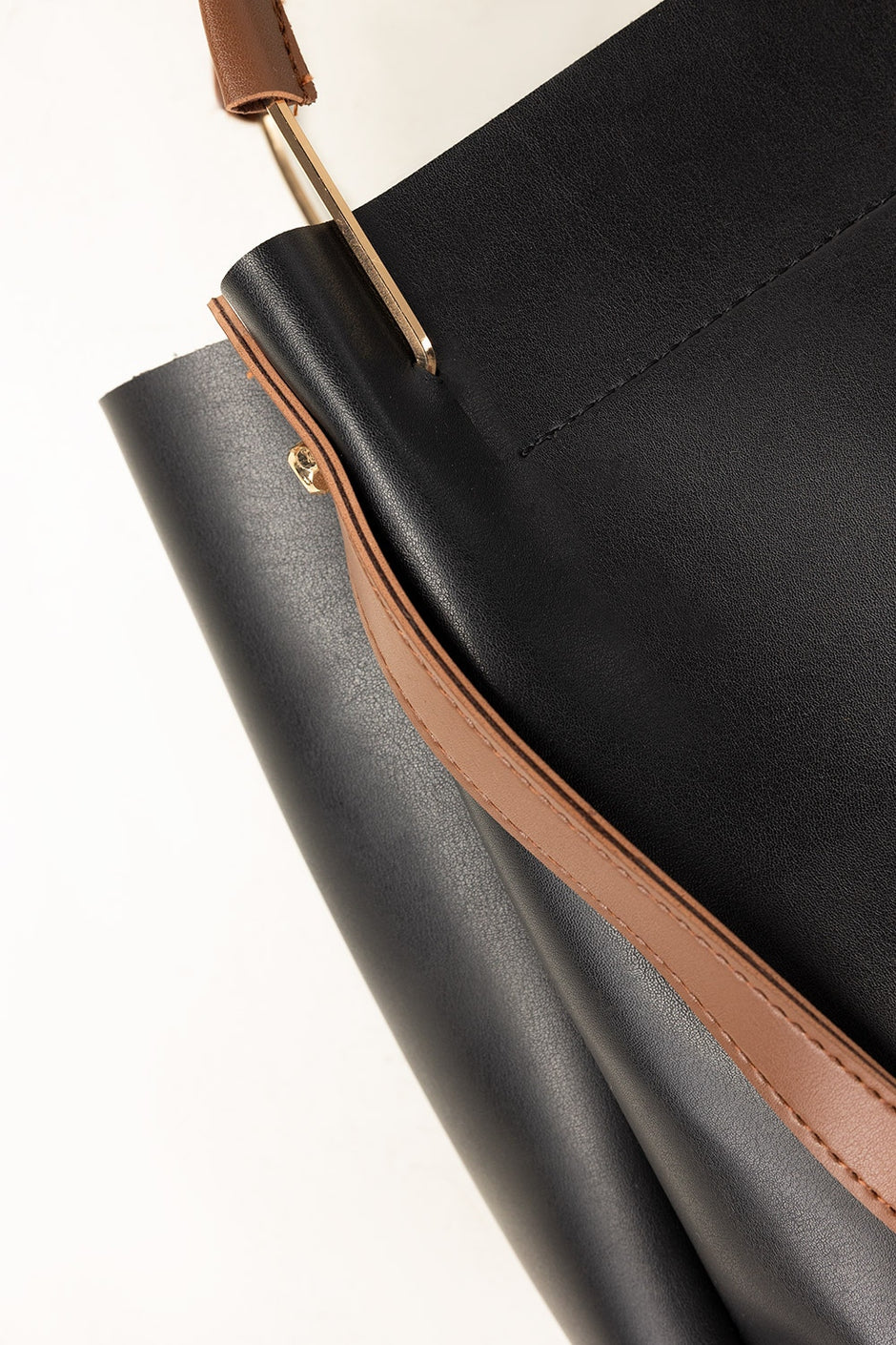 Black Bucket Bag