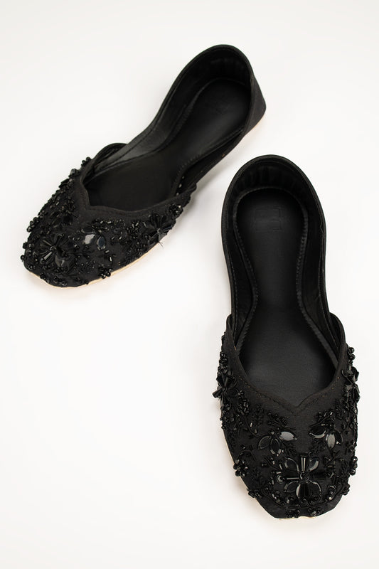 Women Black Khussa IFS-KHS25-005