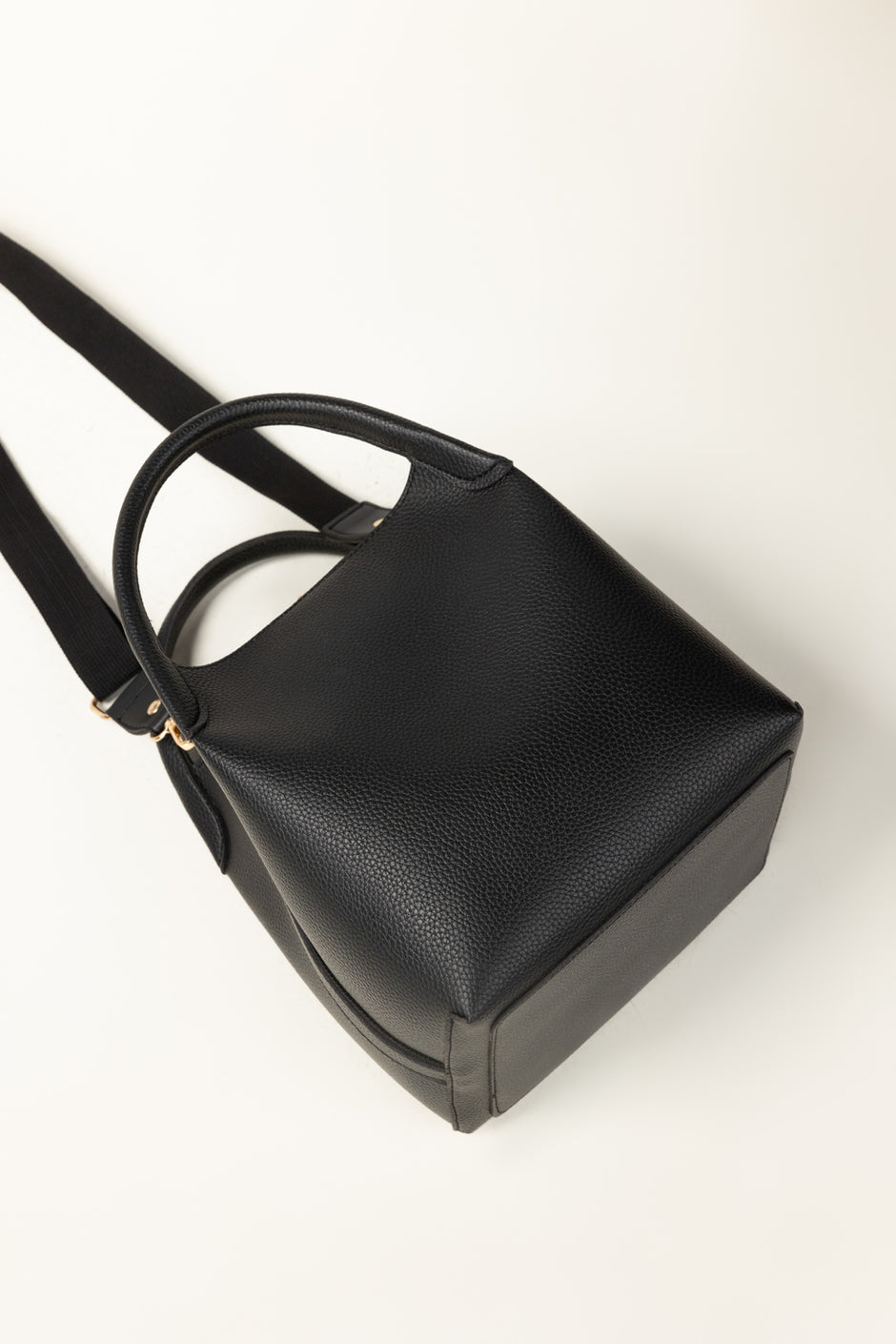 Black Bucket Bag
