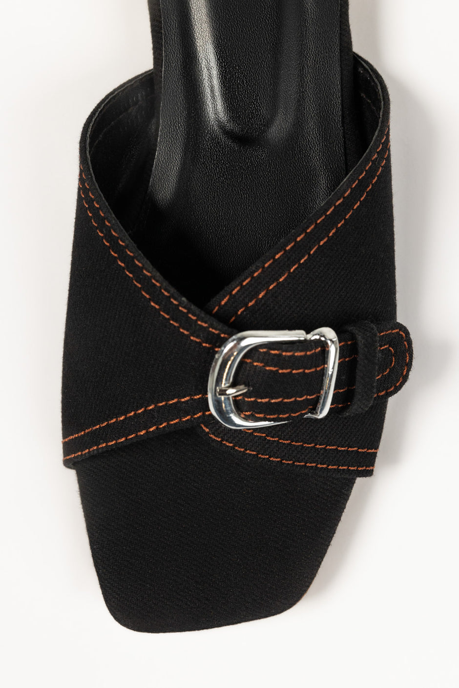 Black Slipper