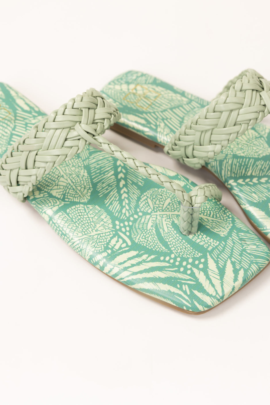 Mint Green Kolhapuri