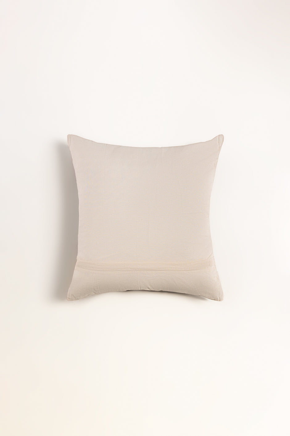 AW25-Woven Cushion Cover 026