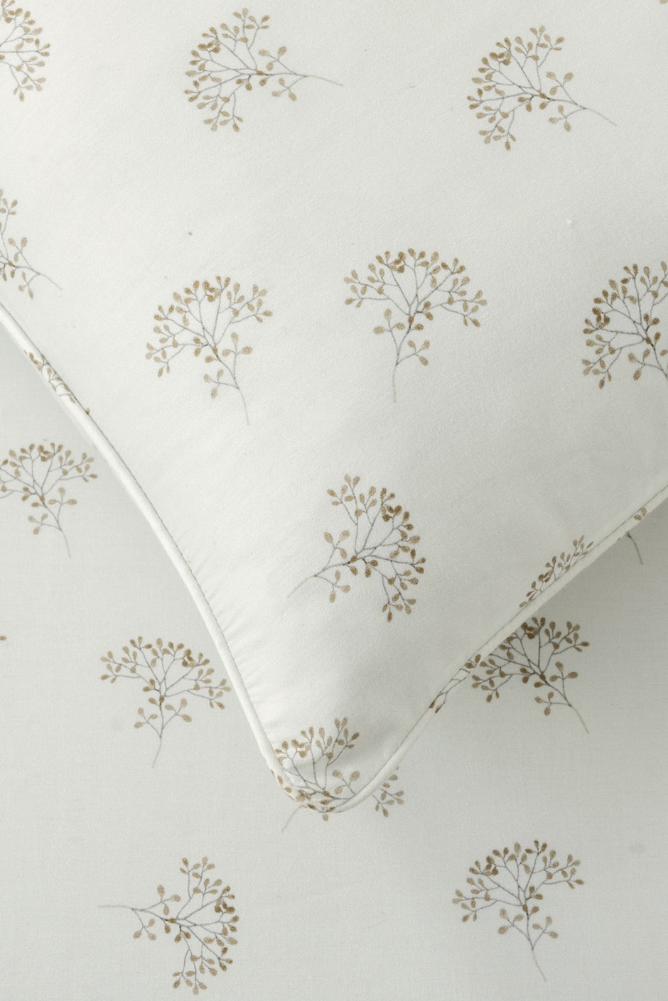 DGBD-003 T-200 Bed Sheet Set