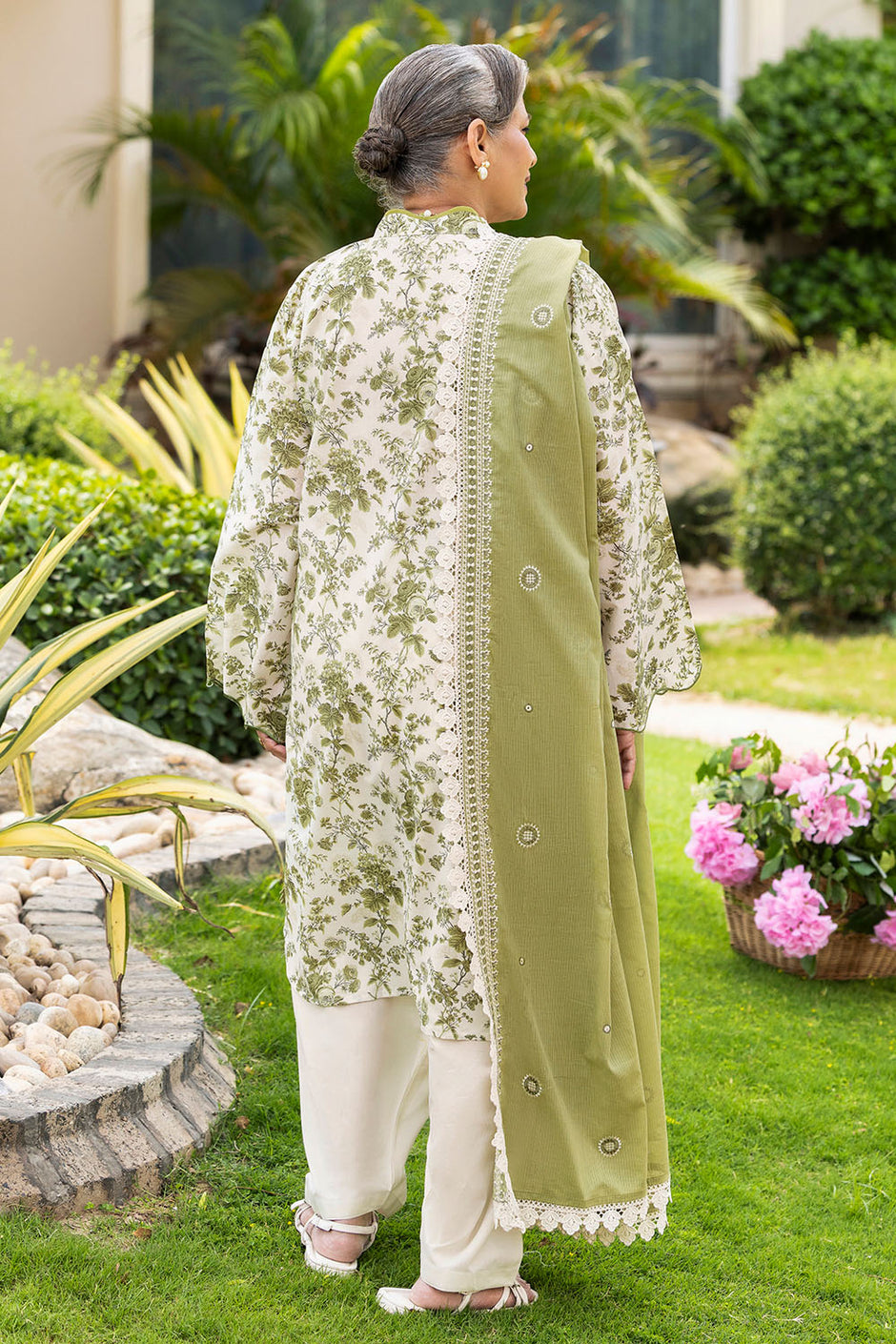 3 Piece Printed Lawn suit with Embroidered Denting Lawn Dupatta