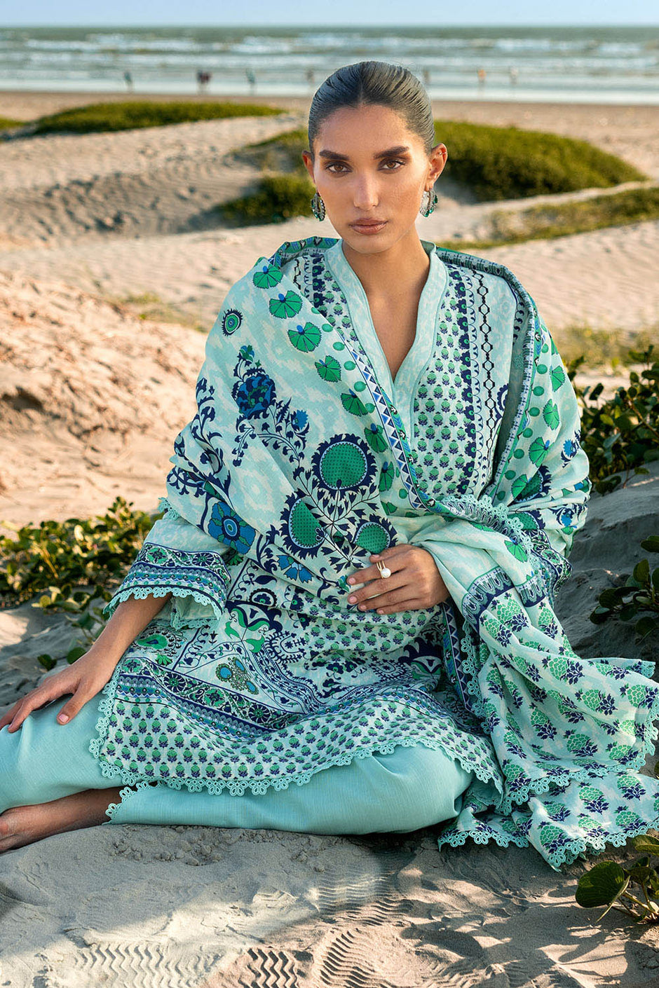 3 Piece Digital Printed Linen Khaddar Suit with Dupatta