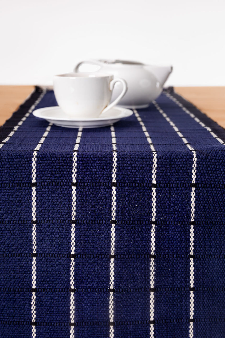 Dobby Fabric Runner