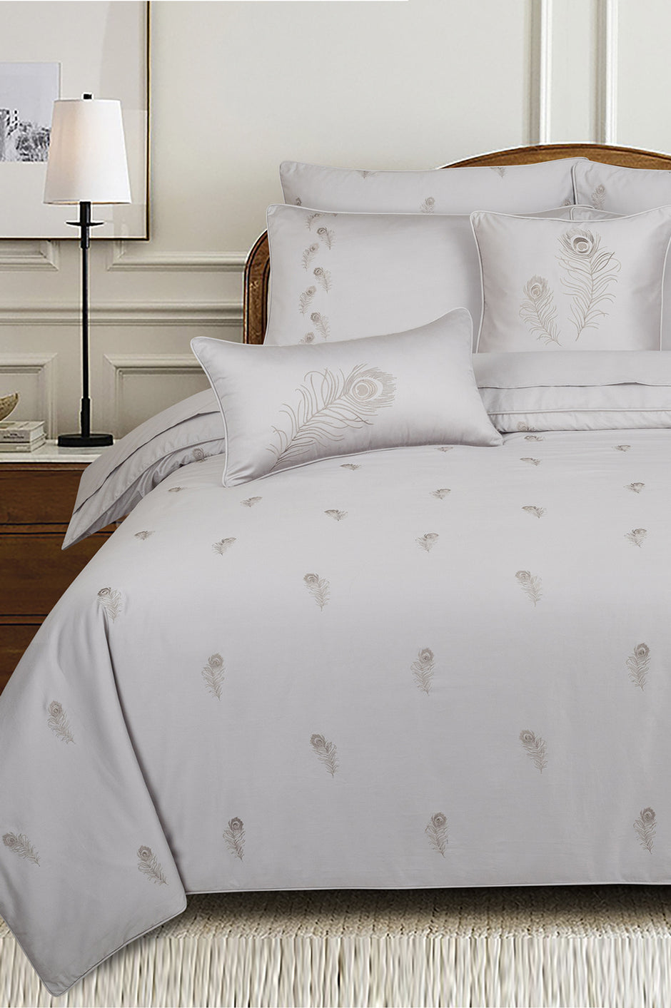 Dove T-400 Embroidered Quilt Cover Set