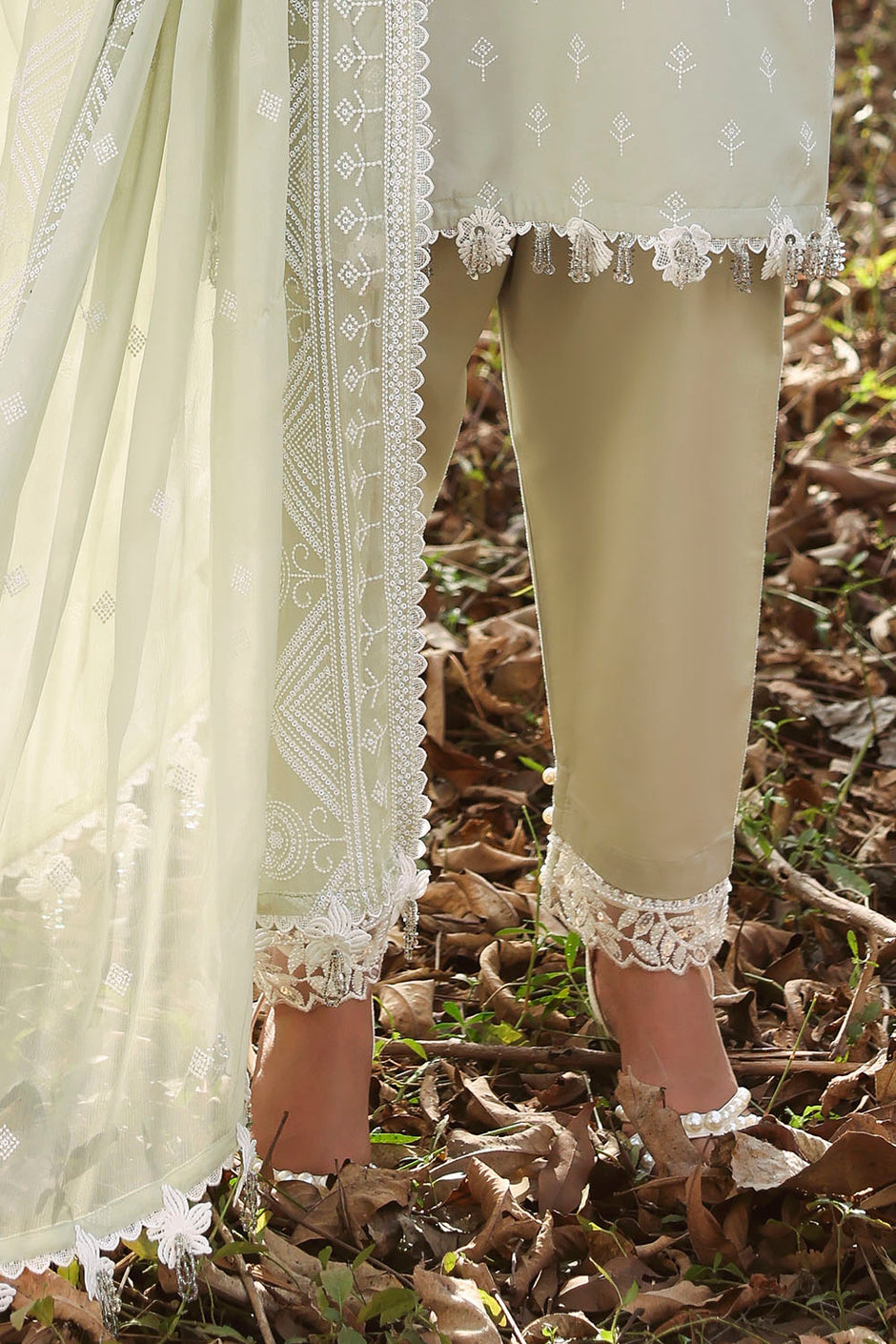 3 Piece Embroidered Lawn Suit with Embroidered Chiffon Dupatta