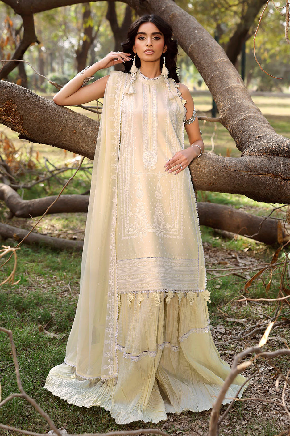3 Piece Embroidered Lawn Suit with Embroidered Chiffon Dupatta