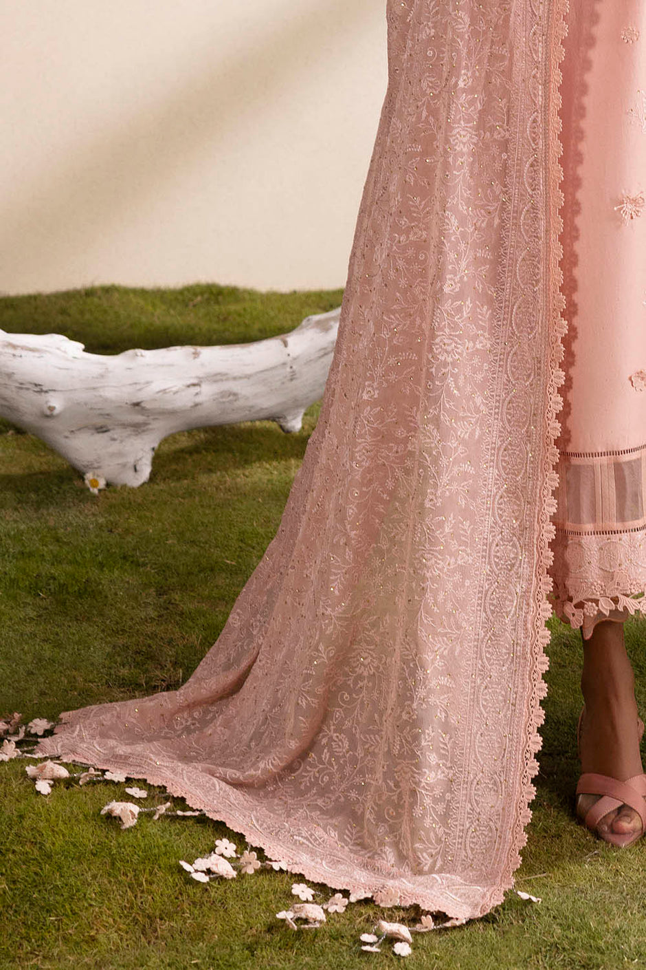 3 Piece Embroidered Lawn Suit with Embroidered Chiffon Dupatta