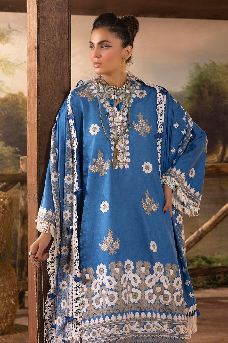 3 Piece Embroidered Khaddar Suit with Organza Neckline and Dupatta