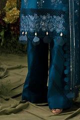 3 Piece Embroidered Khaddar Suit with Dupatta K-52020 3 Piece Embroidered Khaddar Suit with Dupatta K-52020