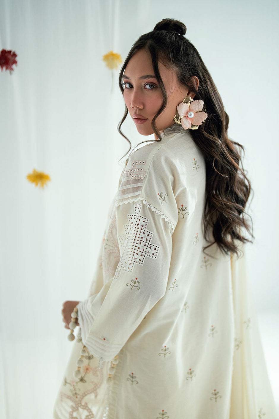3 Piece Embroidered Lawn Suit with Embroidered Denting Dupatta