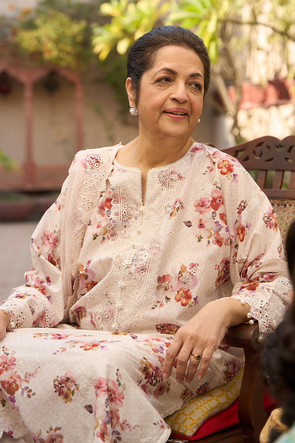 3 Piece Embroidered Printed Lawn Suit with Embroidered Denting Dupatta