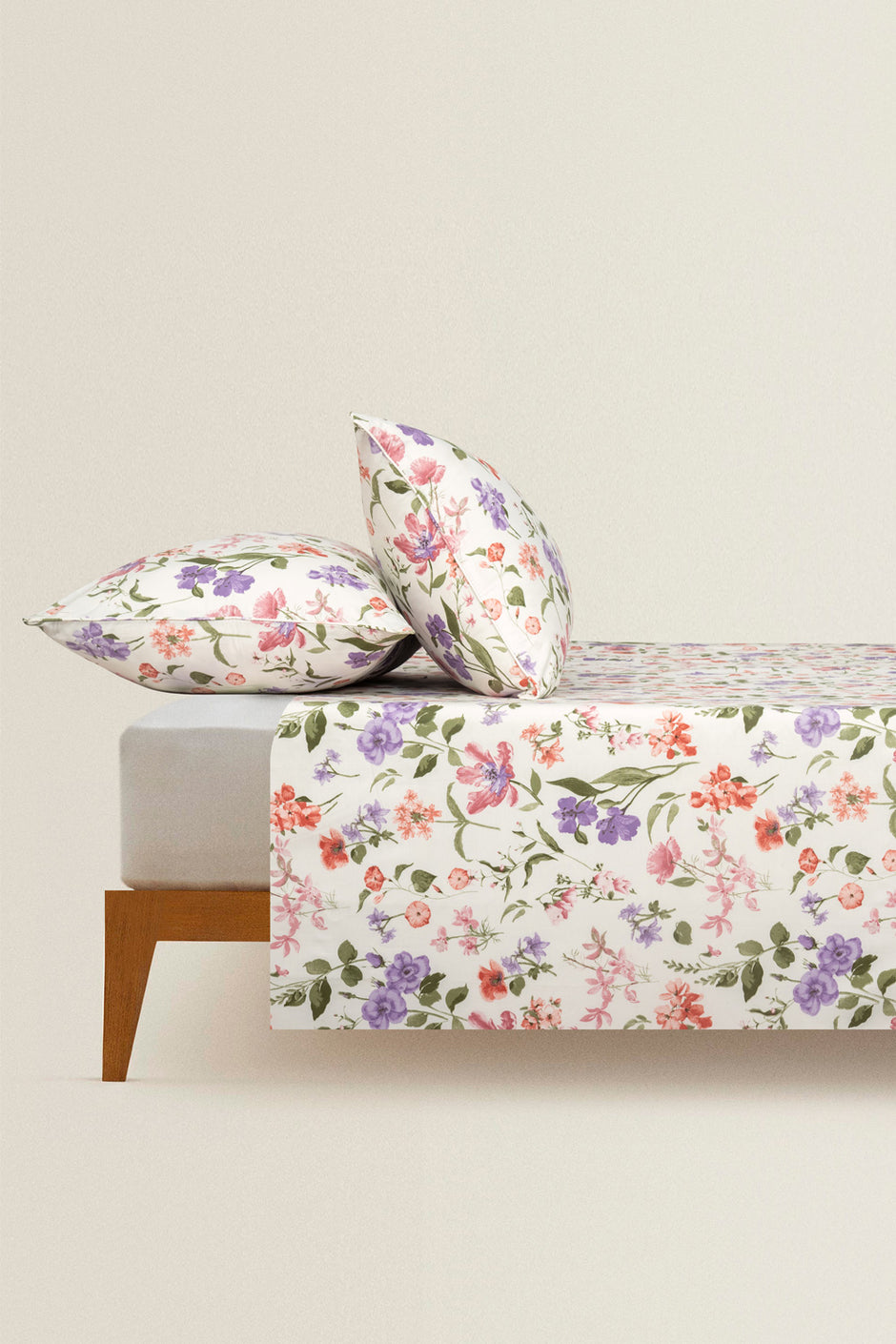 Fleur Essence Everyday Classic Bed Sheet Set
