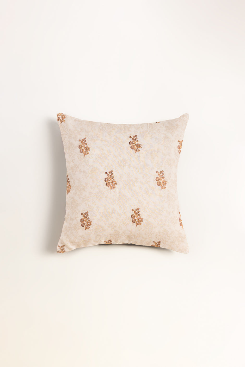 Gardenia Bloom T-200 Square Cushion Cover
