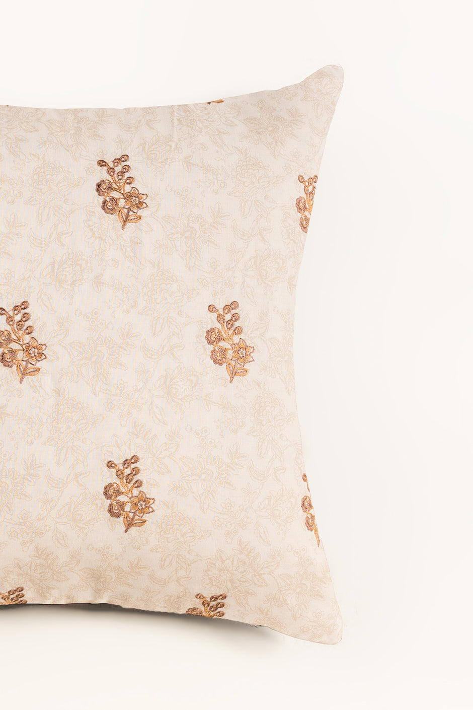 Gardenia Bloom T-200 Square Cushion Cover