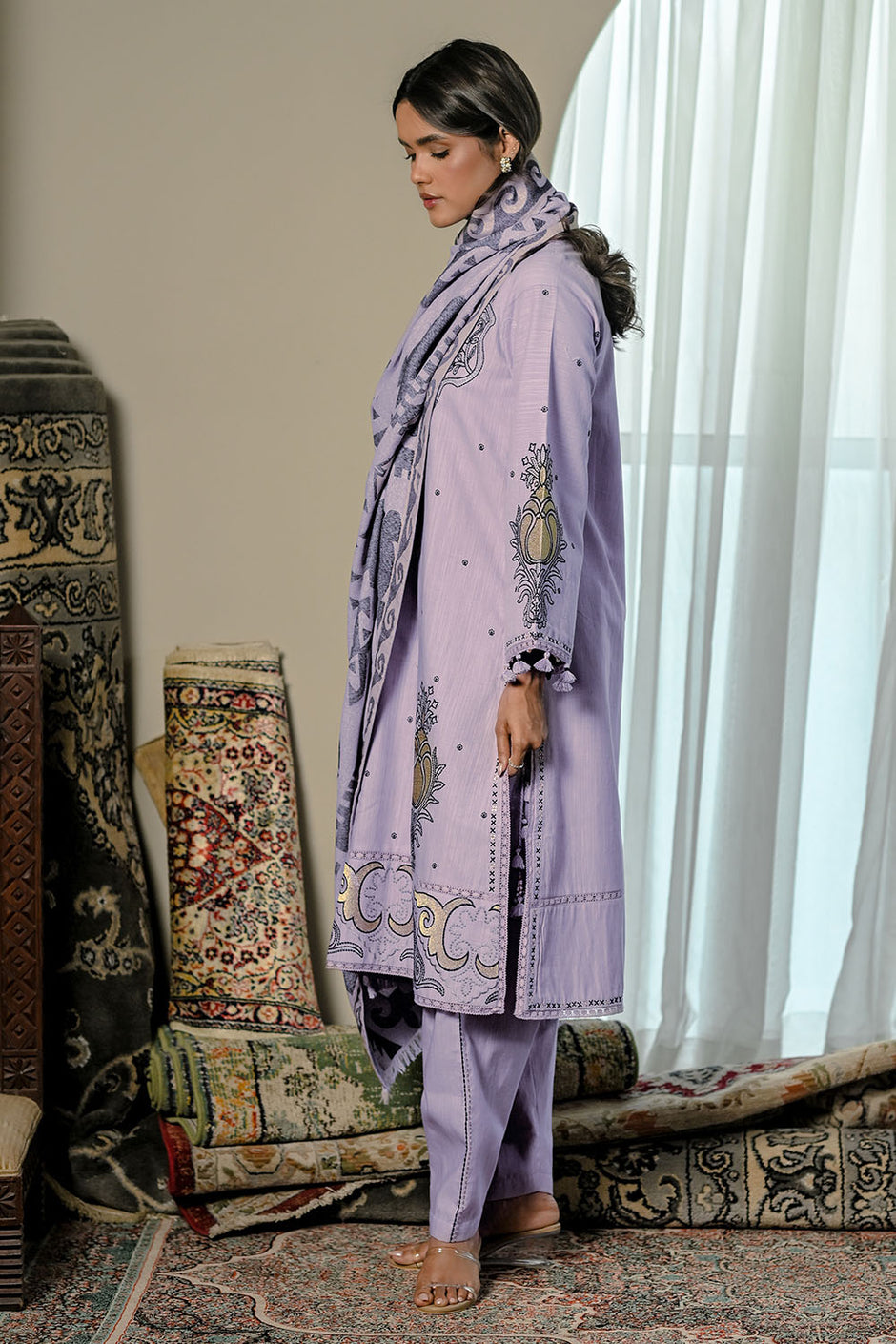 3 Piece Embroidered Khaddar Suit