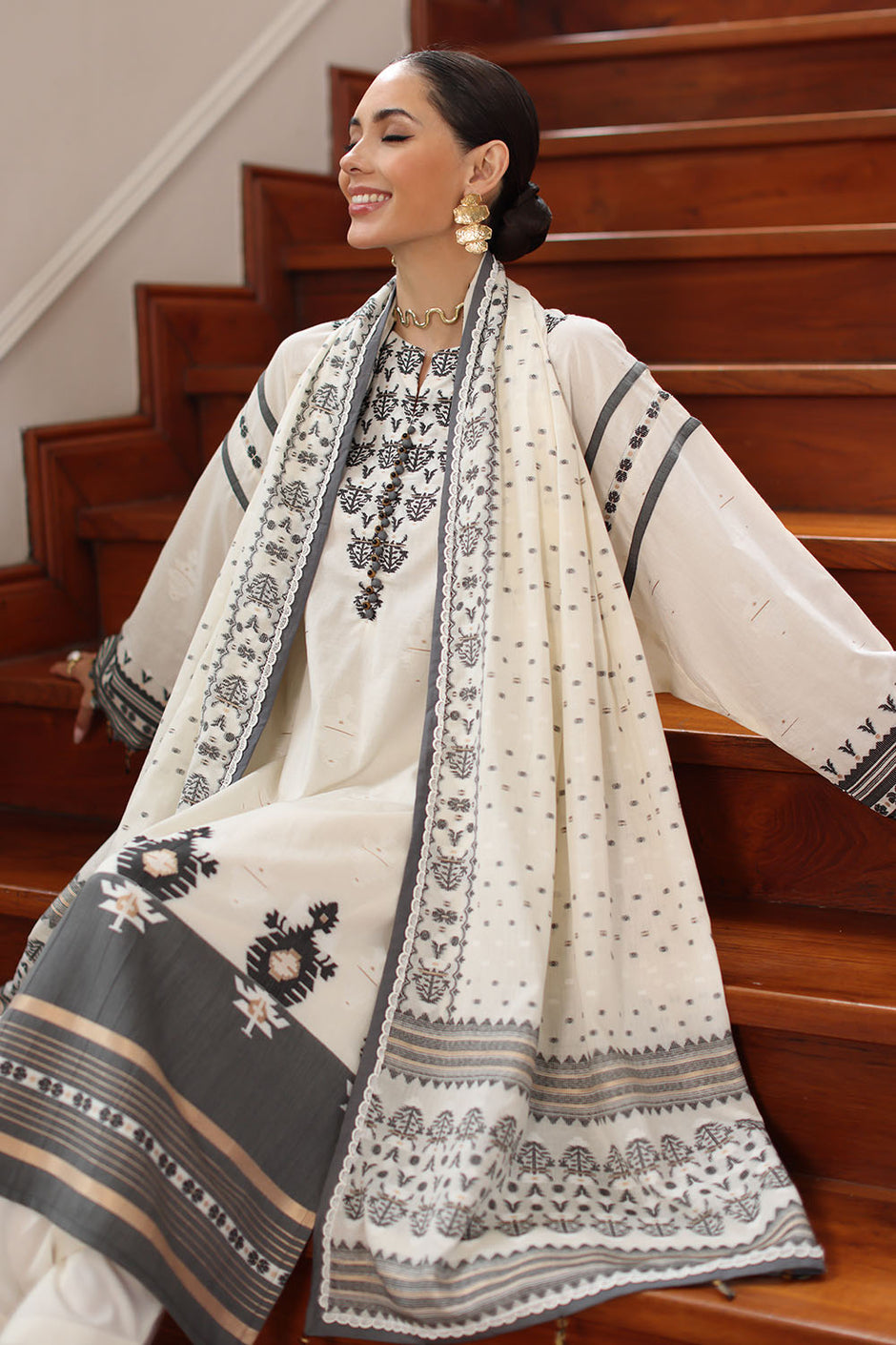 3 Piece Jacquard Suit