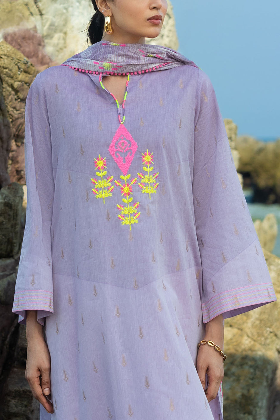 3 Piece Embroidered Yarn Dyed Jacquard Suit with Lacquer Printed Jacquard Dupatta