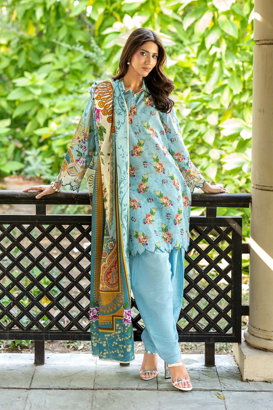 3 Piece Printed Khaddar Suit
