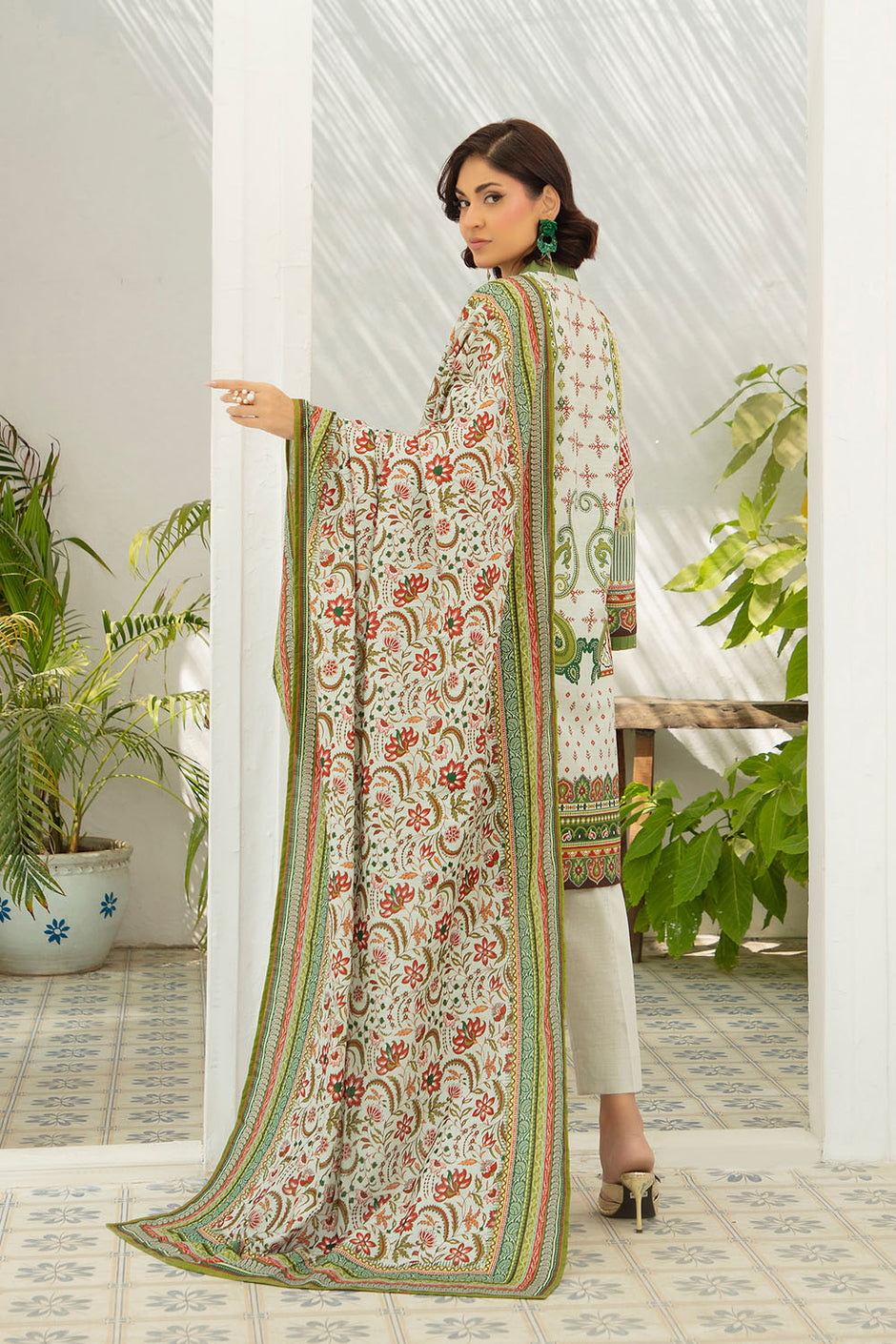 3 Piece Printed Khaddar Suit with Dupatta