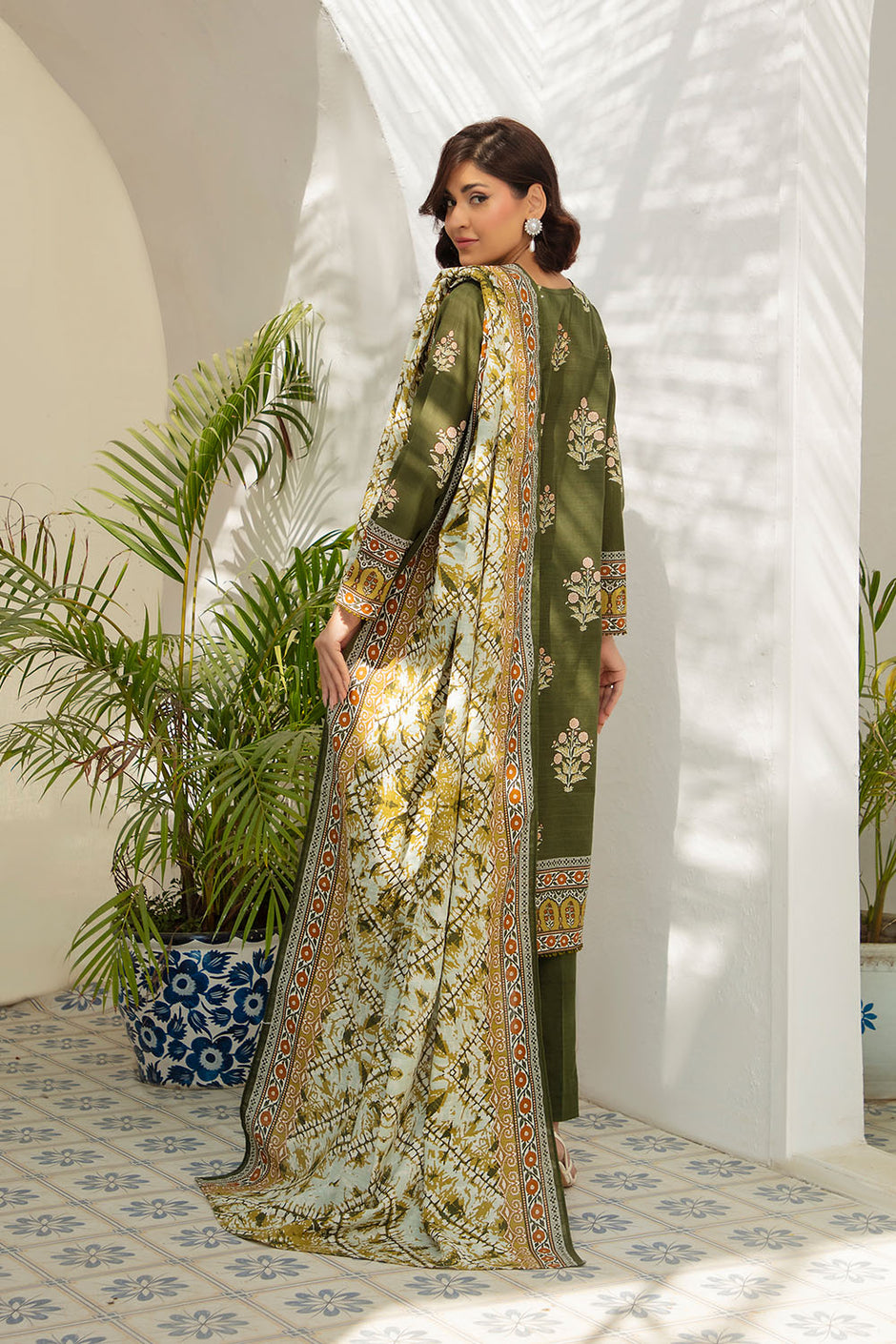 3 Piece Printed Khaddar Suit with Dupatta