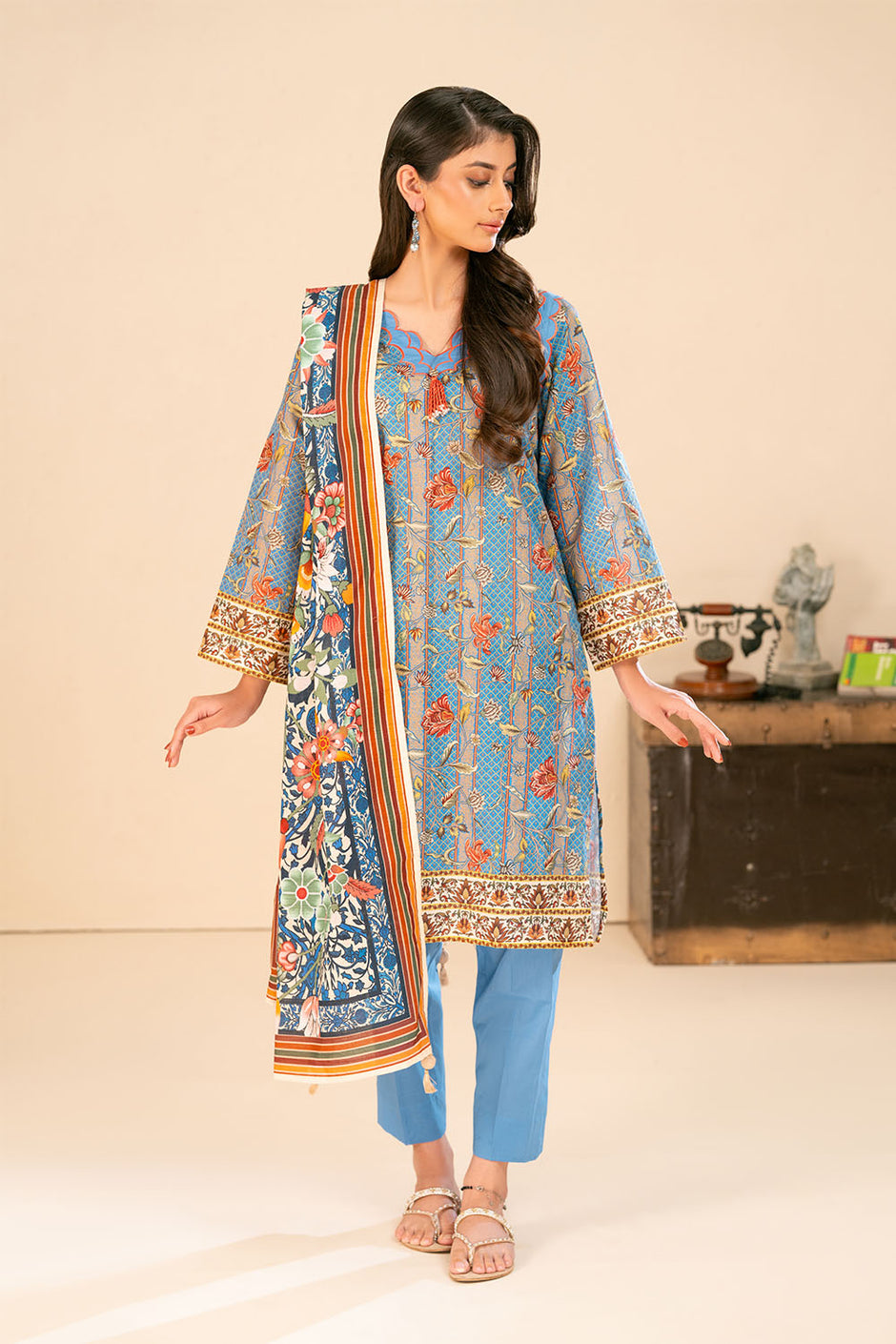 3 Piece Printed Khaddar Suit with Dupatta
