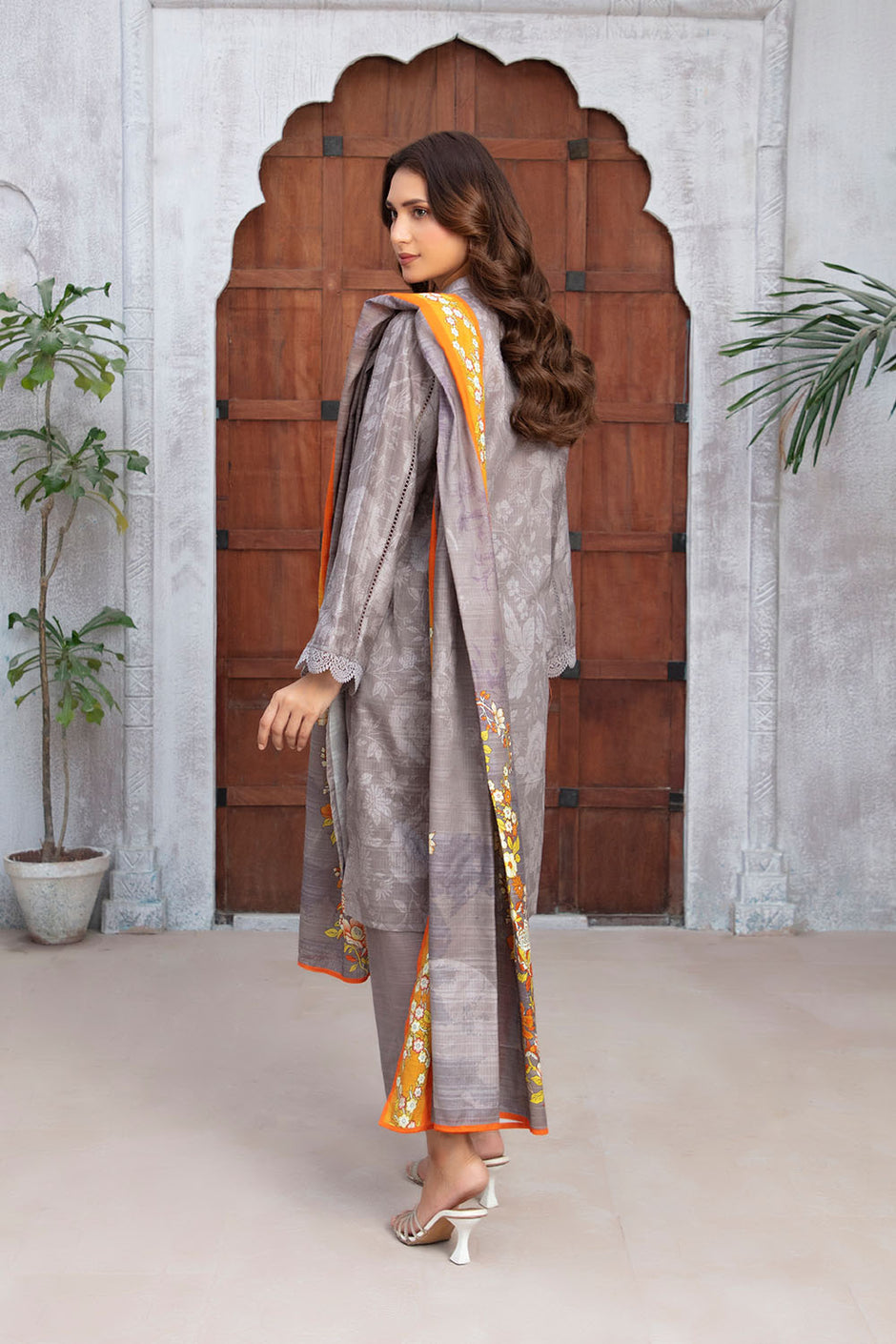 3 Piece Printed Khaddar Suit with Dupatta