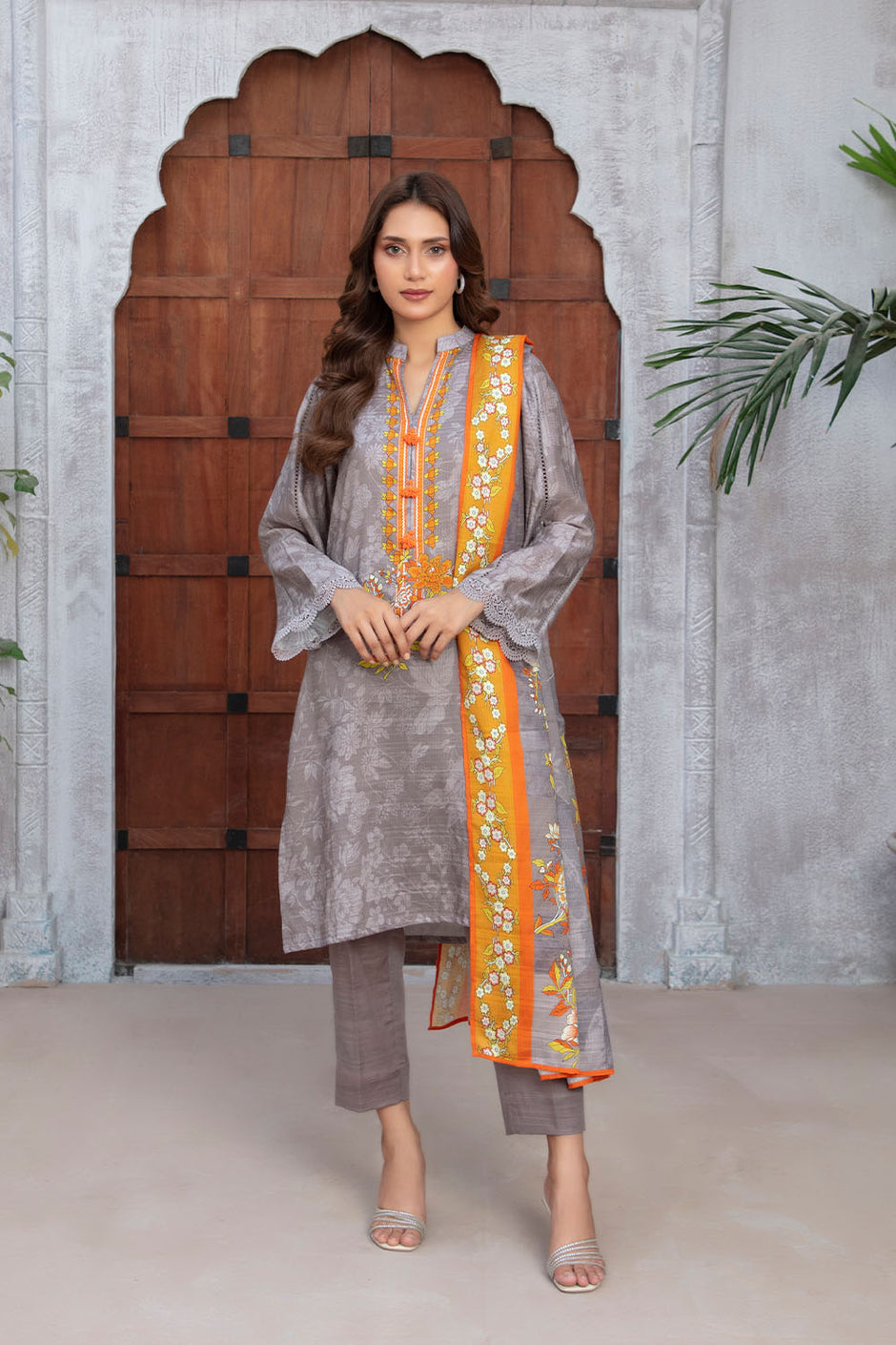 3 Piece Printed Khaddar Suit with Dupatta