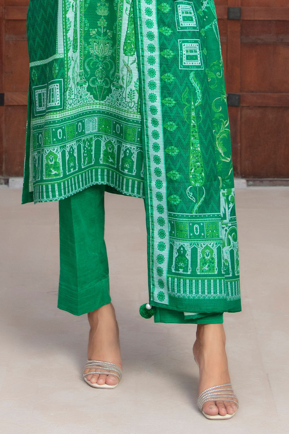 3 Piece Printed Khaddar Suit with Zari Dupatta