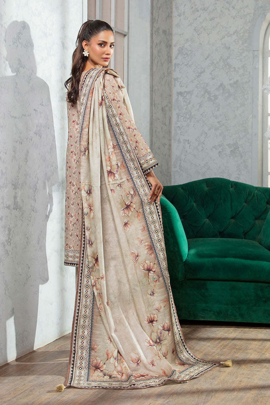 3 Piece Khaddar Suit with Dupatta