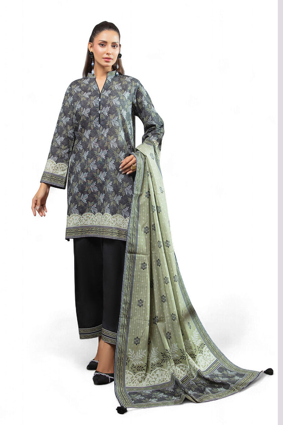 3 Piece Khaddar Suit with Dupatta