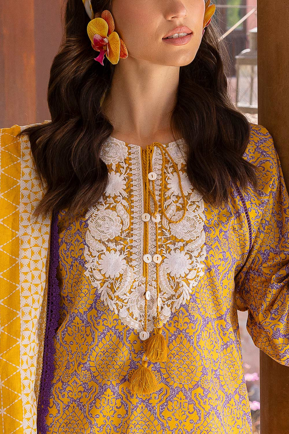 3 Piece Printed Lawn suit with Embroidered Organza Neckline